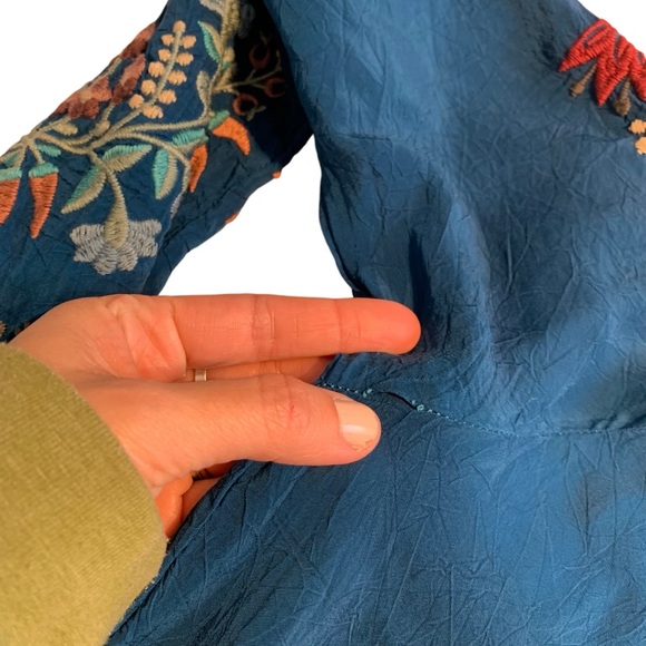 JOHNNY WAS | C28221-9 Heavily Embroidered Cupra Rayon Floral Tunic Top - Picture 7 of 10